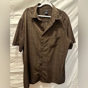 J ferrar men’s 2XLT brown windowpane short sleeved shirt